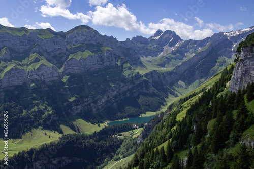 Seealpsee - Schweizer Alpen © Jenny