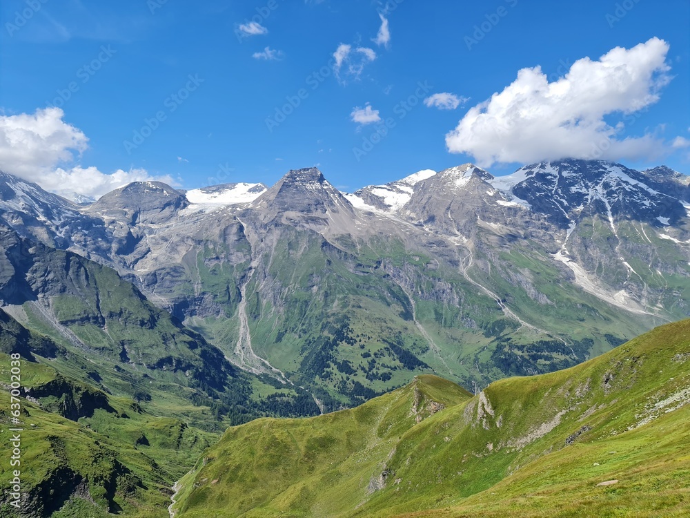 Fototapeta premium High Alpine Road Grossglockner Mountains