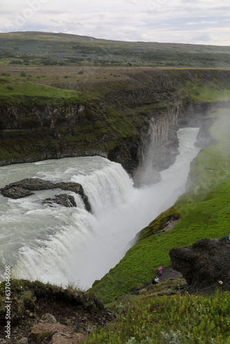 Une chute d eau en Islande