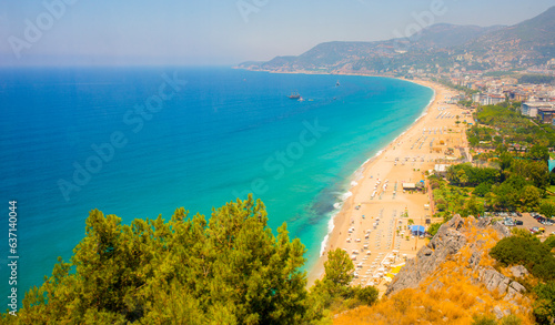 Fototapeta Naklejka Na Ścianę i Meble -  cleopatra beach in alanya. beautiful beach with sea and sand