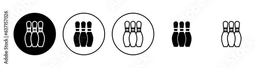 Bowling icon set. bowling ball and pin icon. bowling pins