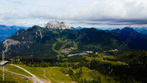 Fototapeta Naklejka Na Ścianę i Meble -  Nassfeld ski resort, mountains, Austria