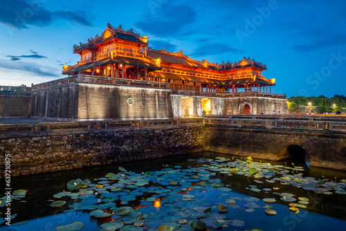 Fotografi views of forbidden citadel in hue city, vietnam