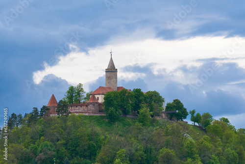 Blick zur Leuchtenburg und den Ort Seitenroda in Thüringen 