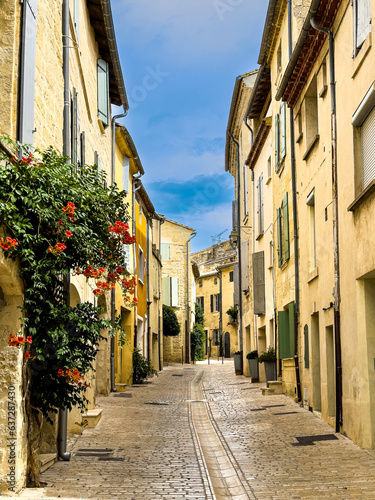 Fototapeta Naklejka Na Ścianę i Meble -  How to Enjoy the Scenic Views of Uzes, an Ancient Village in France