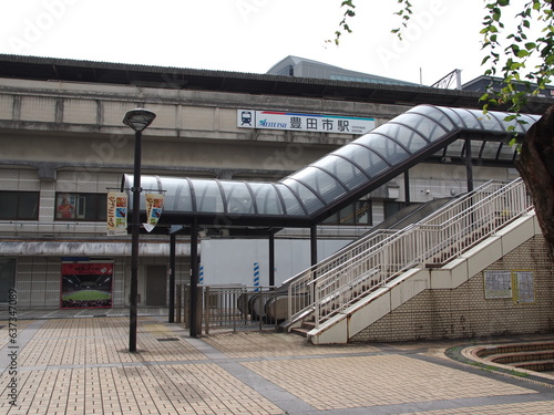 名古屋鉄道豊田市駅西口の風景