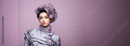 Fotografia Hübsche Frau Gesicht mit Top modernster Frisur und Haarfarbe mit Kurzhaarschnitt