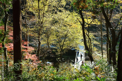 【嵐山渓谷】塩沢冠水橋を見下ろす風景／日本埼玉県嵐山町