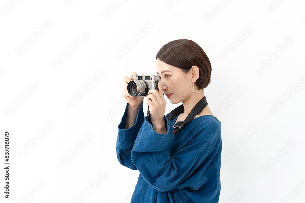 カメラを持つ女性 カメラを持つ女性