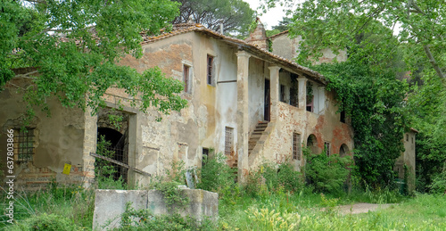 verlassenes Haus in der Toskana - Italien photo