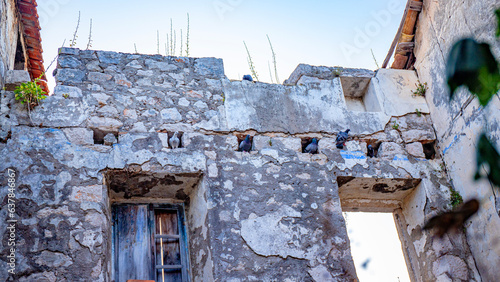 Fototapeta Naklejka Na Ścianę i Meble -  Coastline beach and little town in croatia around Dubrovnik