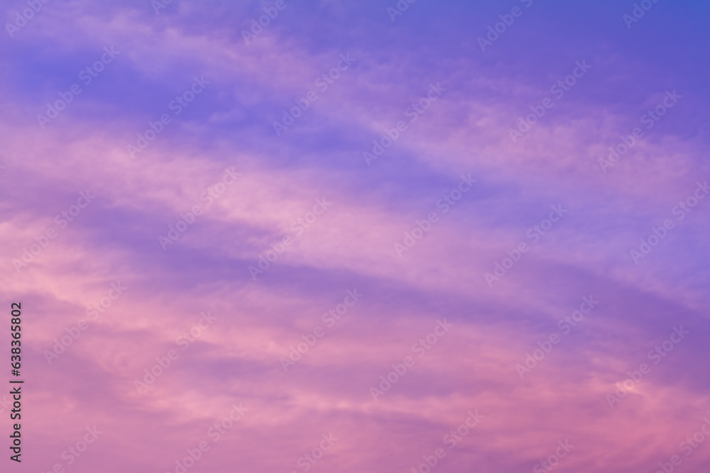 Obraz premium Blurry soft clouds in the twilight sky for background.