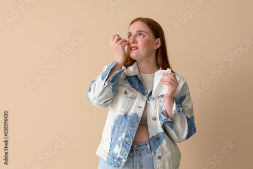 Allergic young woman with e...