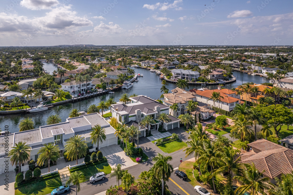 Fototapeta premium Aerial view from a drone over South Florida