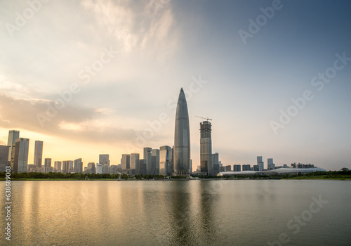 Downtown Shenzhen skyline © YUELIANG