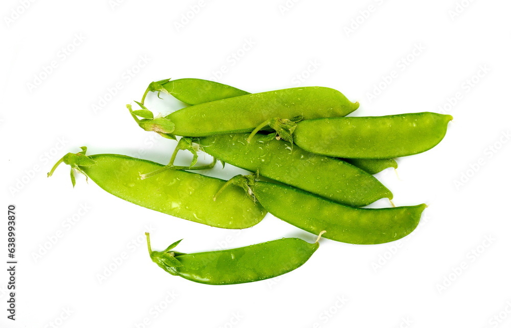 Fotografie Fresh sugar snap pea isolated on white background