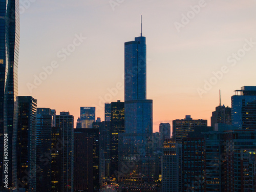 Chicago skyline metropolitan