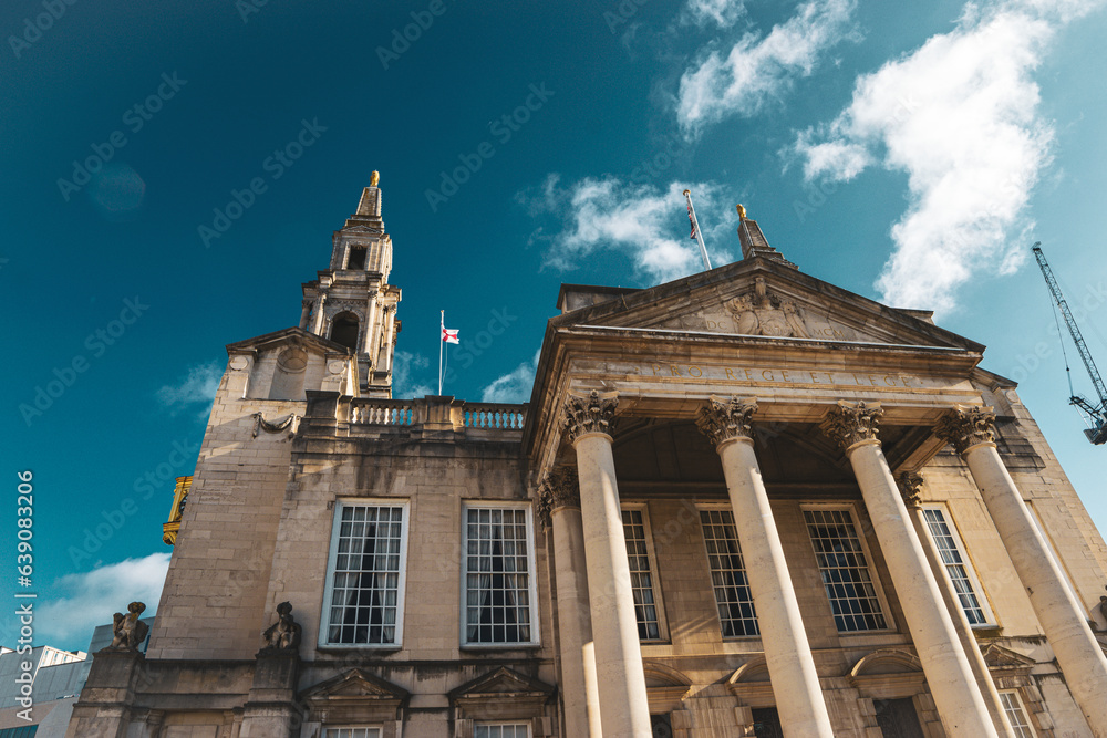 Fototapeta premium Leeds city council building, Leeds, Yorkshire, United Kingdom.