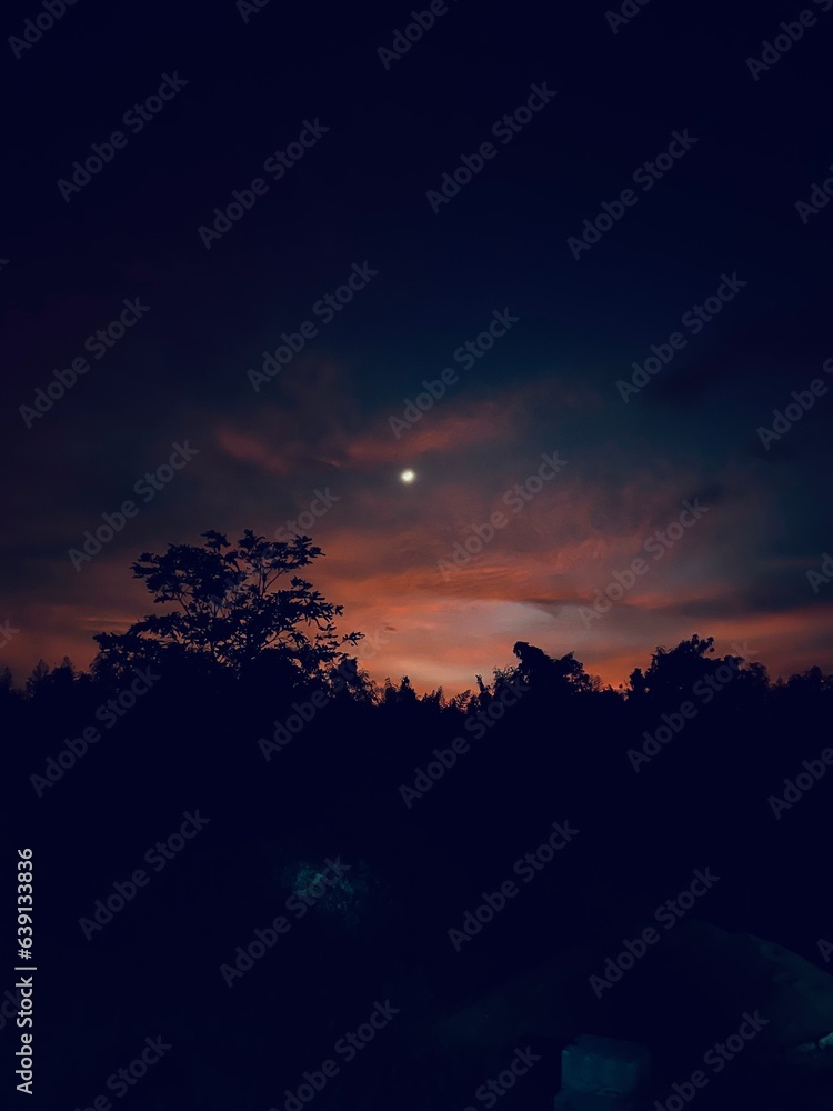 Fototapeta premium sunset in the mountains