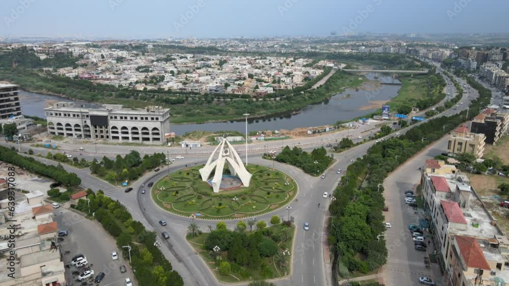 Capturing the Magnificent Clock Tower of Bahria Town Phase 7