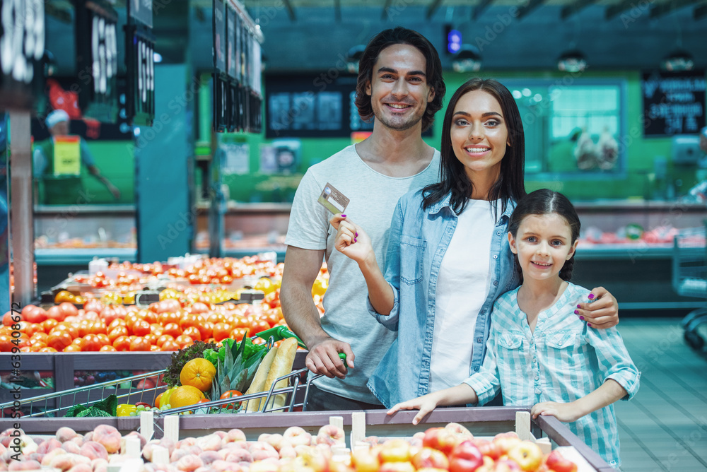 Family in the supermarket