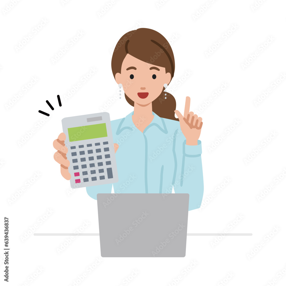 座ってデスクでノートPCを開いて電卓を持ってこちらに向けて見せているシャツの女性