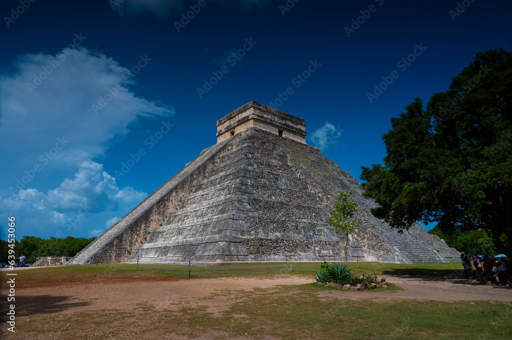 piramide el castillo chichen itza