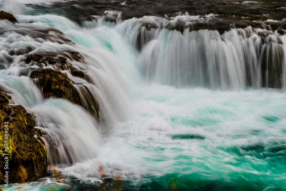 Kleiner Wasser irgendwo in Island 