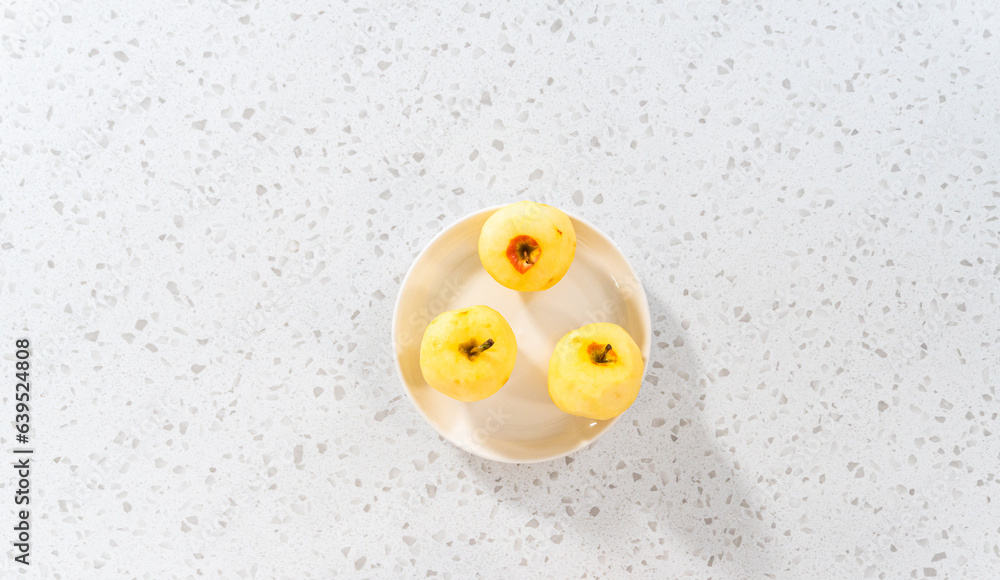 Fototapeta premium Peeled red apples