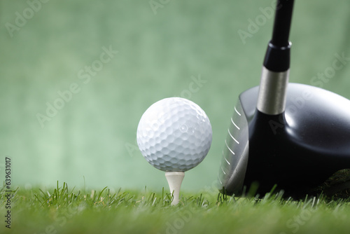 ゴルフイメージ、ゴルフボールやゴルフクラブ