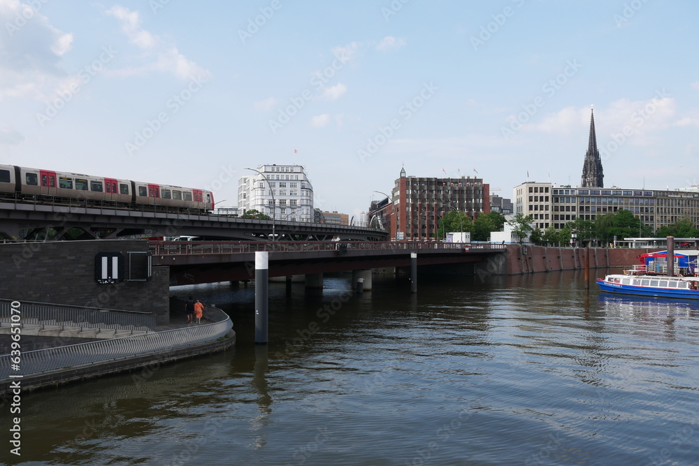 Brücke am Binnenhafen in Hamburg
