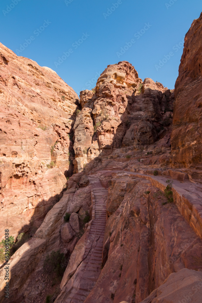 Fototapeta premium Petra, ancient city in the desert