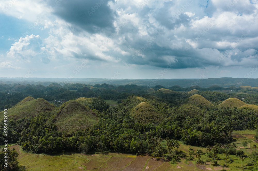 Fototapeta premium Beautiful mountains in the Philippines, called Chocolate Hills.