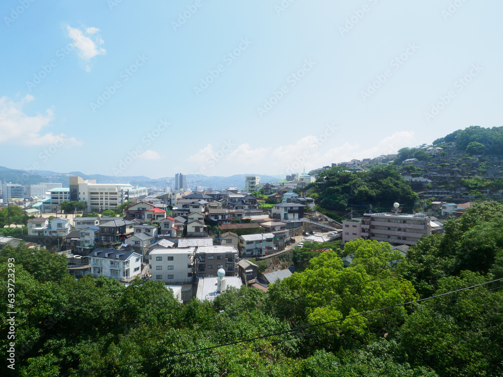 高台から見た街　長崎市