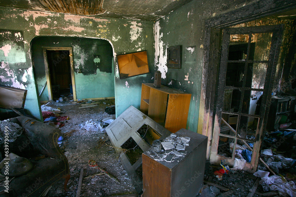 Obraz na plátně Fire in the House