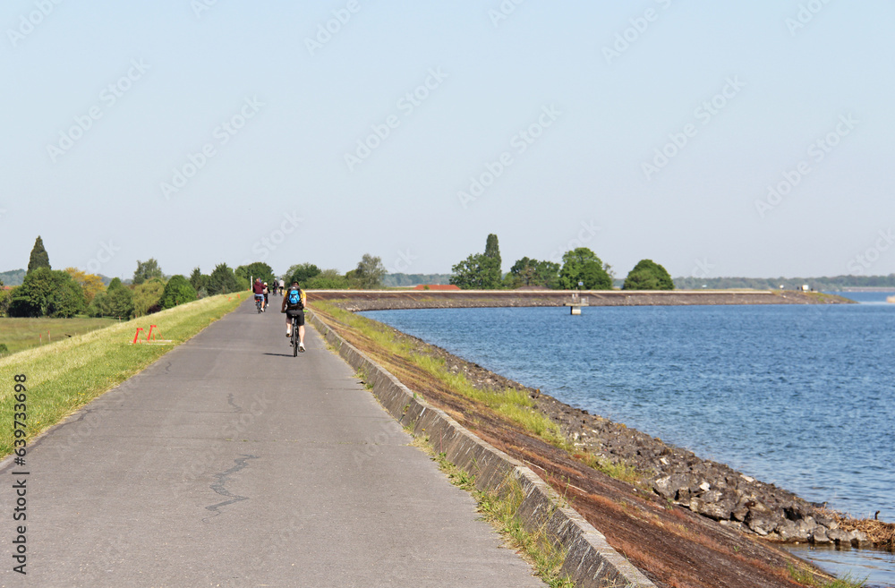 Lake of Der Chantecoq Giffaumont - Champaubert Champagne Grand Est France