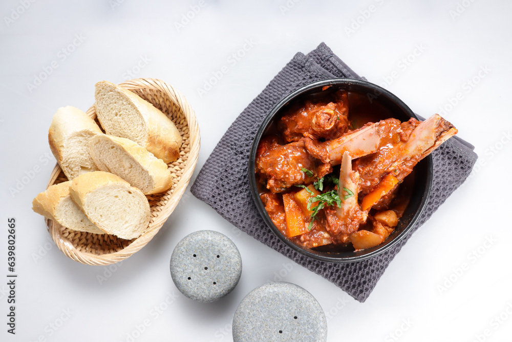 Sup Gear Box Tulang Merah is Famous Soup in Malaysia and Singapore