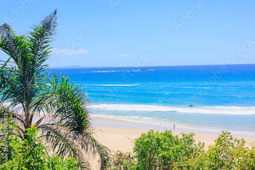 North Stradbroke Islandの澄んだ海と空 © photok