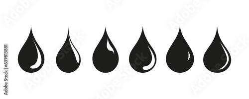 Water drop shape icon. Set of water drops shape icons on white background. Vector illustration