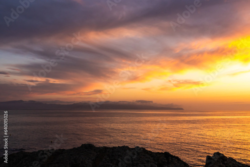 Coucher de soleil sur la mer © CHEVREL