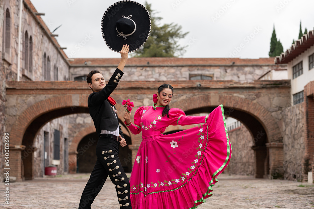 jalisco dress Gendolina Indigenous women began to adopt elements of Spanish fashion Jalisco dress with ribbons -