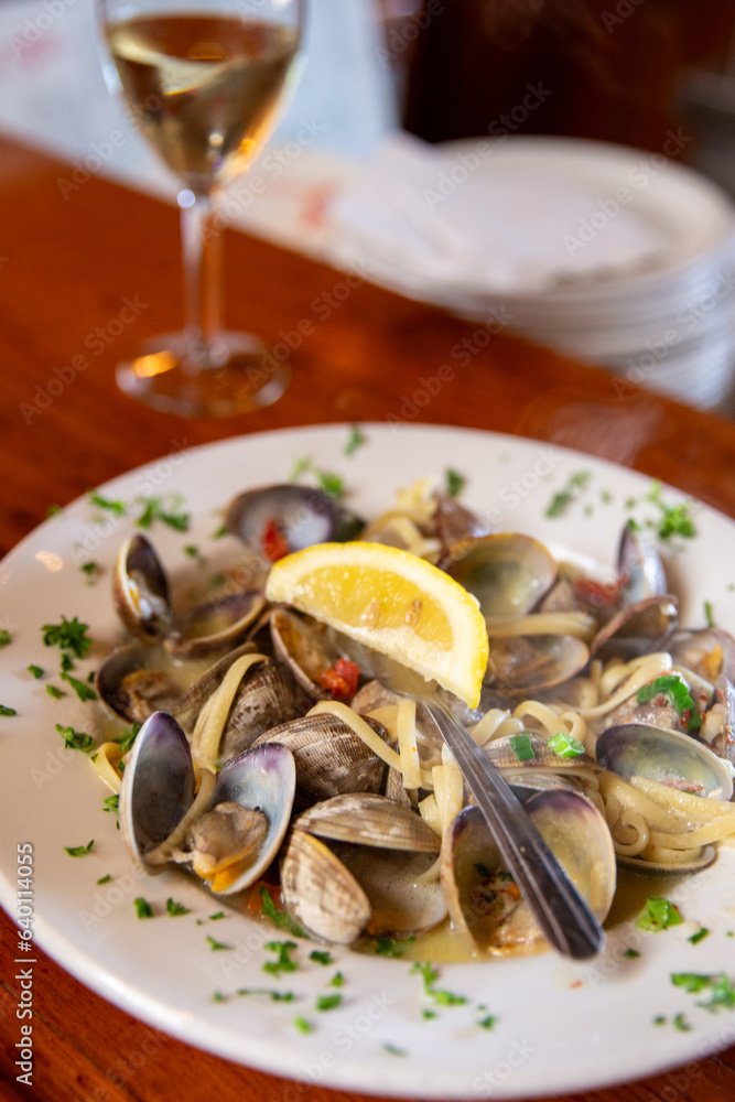 Steamed clams with linguini