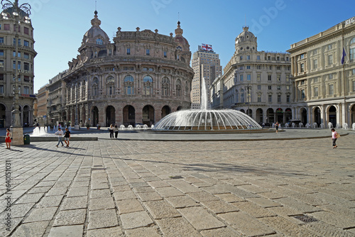 Genova Piazza De Ferrari quasi deserta in una bella giornata d'estate. Una bella foto ricordo di Genova photo