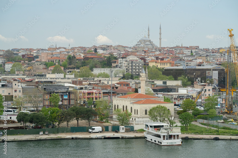 Obraz premium View of Istanbul from the Bosphorus- Türkiye
