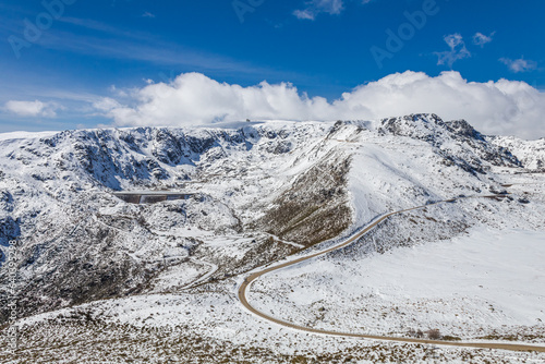 Obraz na plátně Tourism in Serra da Estrela