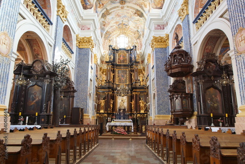 Święta Lipka. Nawa główna.