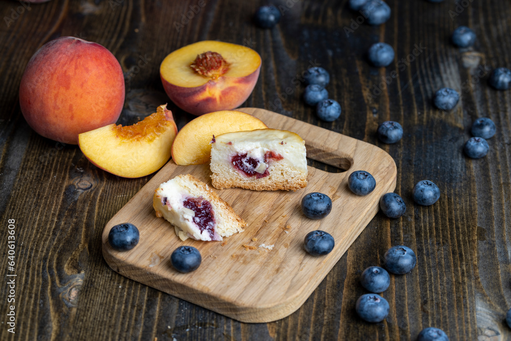 Mini cheesecake cake with fruit blueberry filling Mini cheesecake cake with fruit blueberry filling