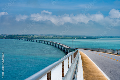 沖縄 宮古島 伊良部大橋とコバルトブルーの海と伊良部島6