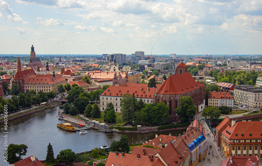 Obraz premium Aerial view on Roman Catholic parish church NMP on the Sand in Wroclaw, Poland. View from the observation deck of the tower of Wroclaw cathedral (aka Katedra sw. Jana Chrzciciela)