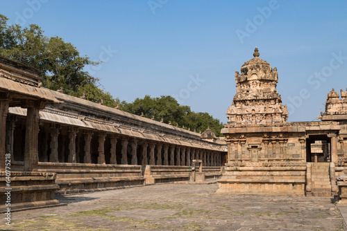 Airavatesvara Temple is a Hindu temple of Dravidian architecture located in the town of Darasuram  near Kumbakonam  Thanjavur District in the South Indian state of Tamil Nadu.